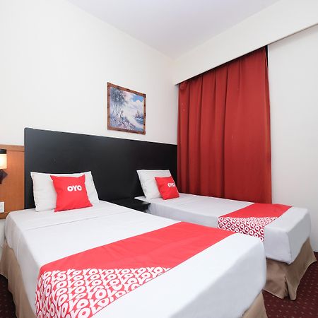 פטלין ג'איה Hotel Sri Sutra - Sungai Buloh מראה חיצוני תמונה