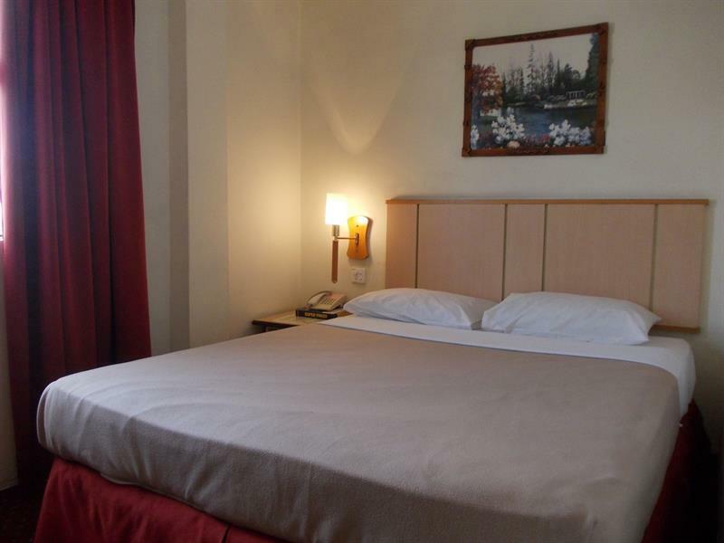פטלין ג'איה Hotel Sri Sutra - Sungai Buloh מראה חיצוני תמונה