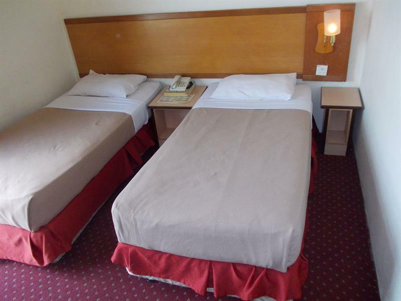 פטלין ג'איה Hotel Sri Sutra - Sungai Buloh מראה חיצוני תמונה